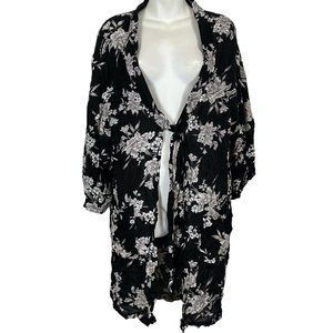 Spiritual Gangster Black and White Floral Kimono